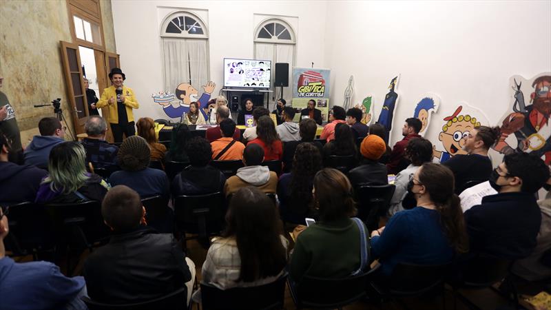 Gibiteca 40 Anos - bate-papo com Ilustralu, Luiza de Souza - Foto Cido Marques