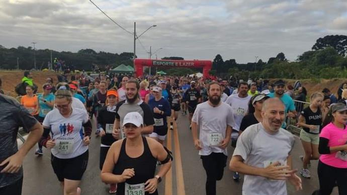 Corrida de rua altera trânsito nos bairros Centro Cívico e Ahú, em Curitiba,  no domingo (19), Paraná