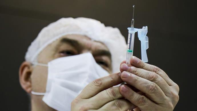 Curitiba amplia vacinação da gripe para adolescentes e adultos entre 40 e 49 anos. Foto: Pedro Ribas/SMCS