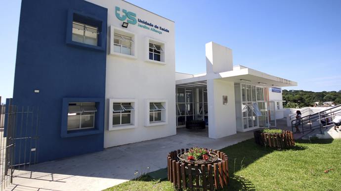 Unidade de Saúde Jardim Aliança Santa Cândida.
Foto: Lucilia Guimarães.