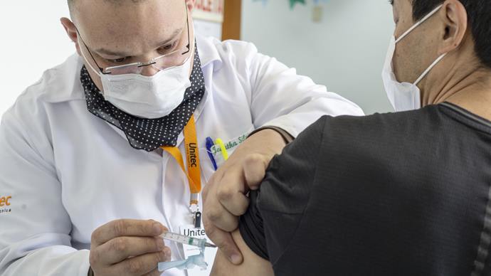 Dia D da Vacinação na unidade de saúde Mãe Curitibana. Curitiba, 11/06/2022. Foto: Ricardo Marajó/SMCS