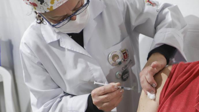 89 mil profissionais de saúde são convocados para receber o 2º reforço da vacina anticovid. Foto: Hully Paiva/SMCS
