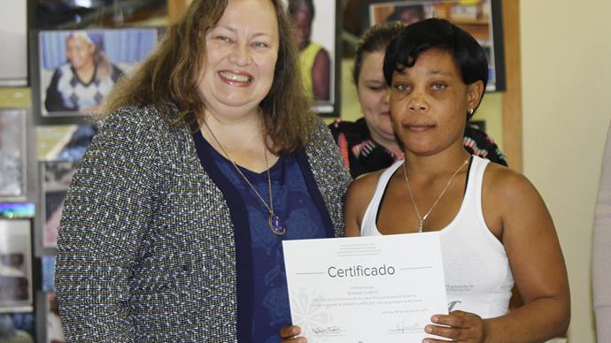 Imigrantes haitianos são certificados em curso instrumental de Língua Portuguesa.
Curitiba, 31/10/2017
Foto:Divulgação (arquivo)
