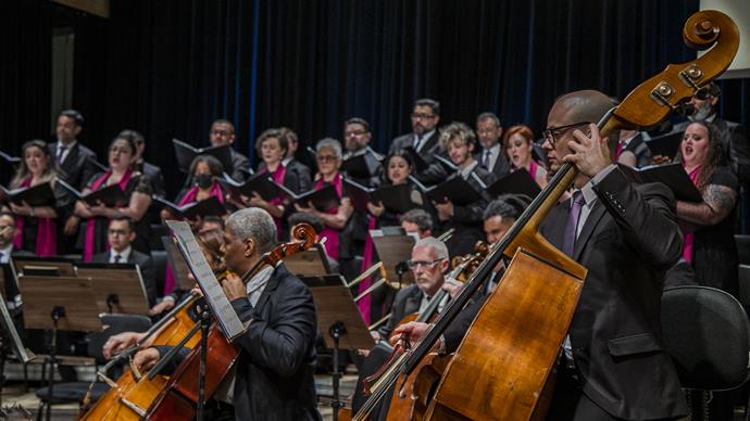 Camerata apresenta Réquiem de Haydn. Regência – Tobias Volkmann (RJ)
In memorian do Irmão Clemente Ivo Juliatto (1940-2022) Reitor Emérito da PUCPR
Local: Capela Santa Maria Espaço Cultural. - Curitiba, 29/10/2022 - Foto: Daniel Castellano / SMCS