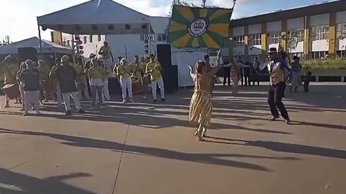 Escola de Samba Imperatriz da Liberdade se apresentou na Caravana Étnico-Cultural do Tatuquara. Foto: Divulgação