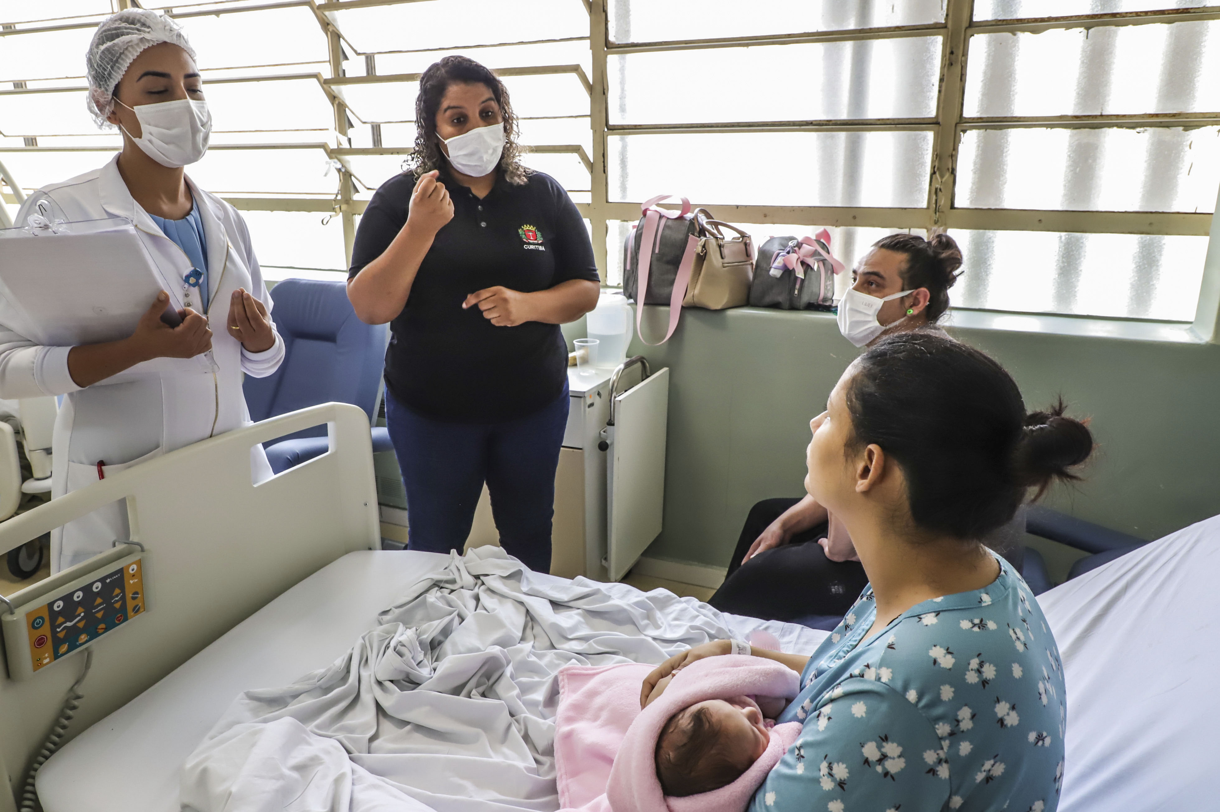 Pró-Mulher Clínica de Saúde - 🤰Será que chegou a hora? 🤱Cada mamãe tem uma  experiência diferente na hora do parto, algumas já sabem logo que estão na  hora, já outras se confundem