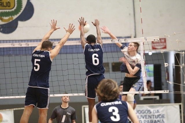 Torneios de clubes de voleibol masculino :: Volleybox