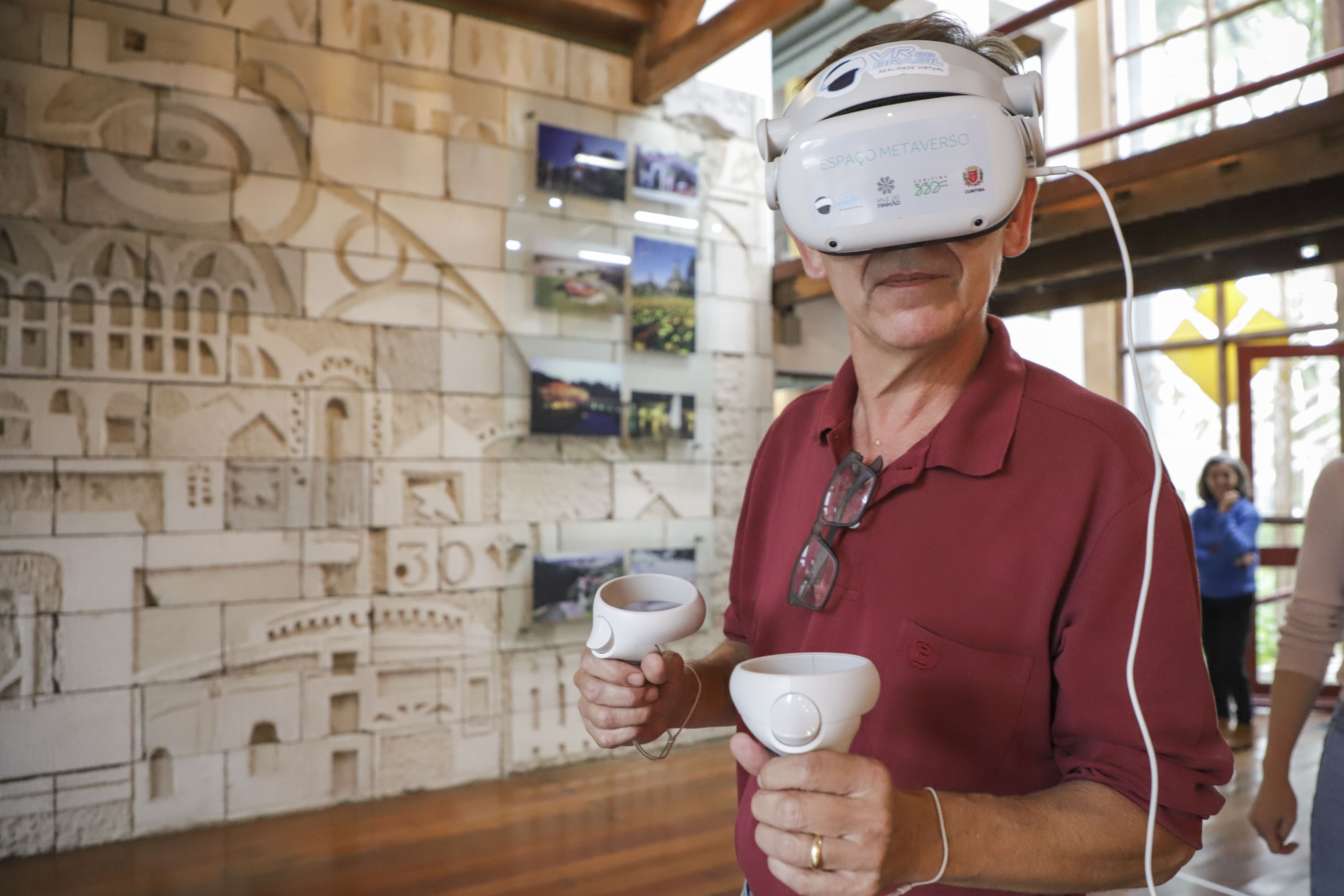 Arena Metaverso promove voo virtual de balão pelo Bairro Novo do Caximba –  CBN Curitiba – A Rádio Que Toca Notícia