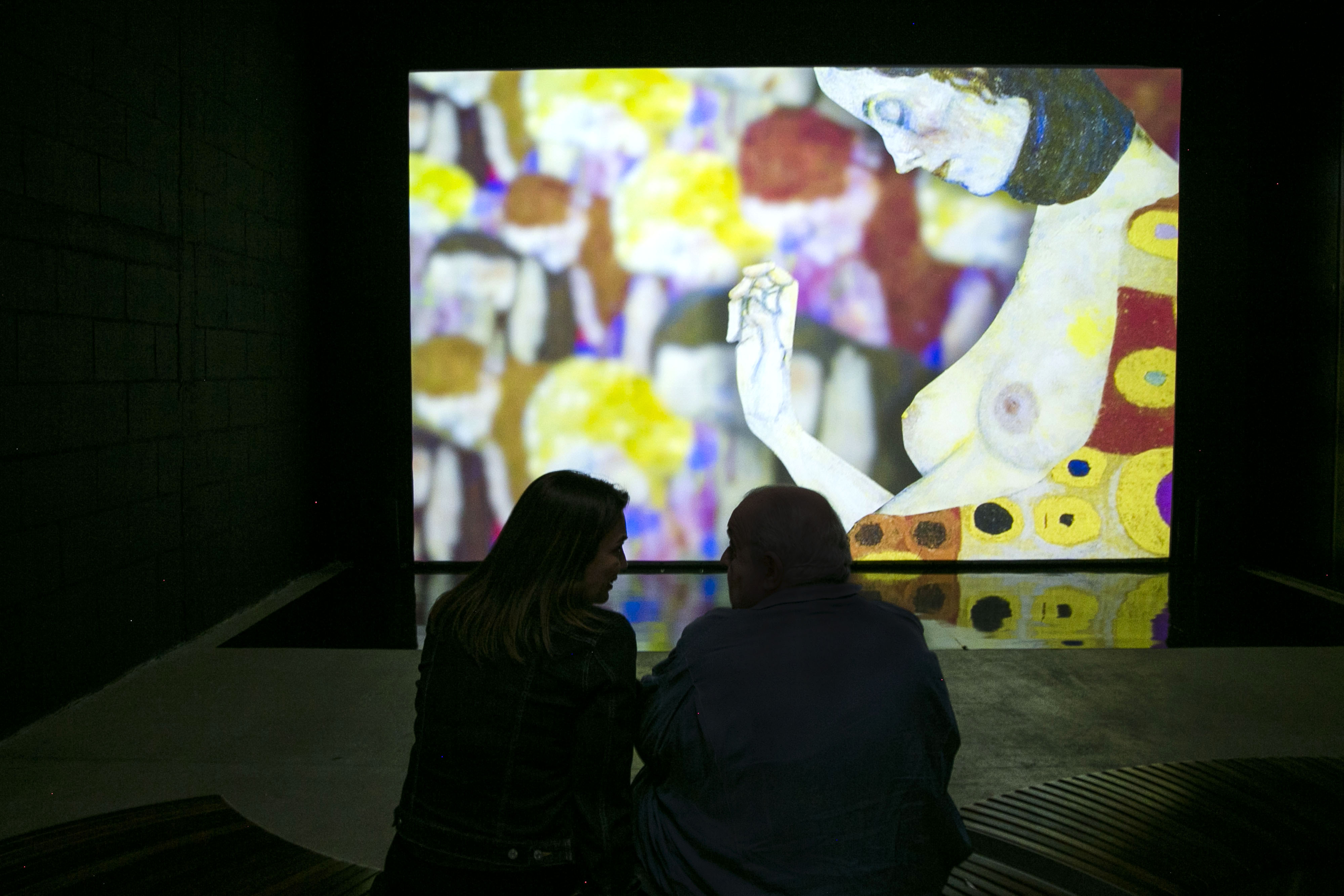 Exposição com réplicas de obras de Gustav Klimt entra na última semana de  exibição - Prefeitura de Curitiba
