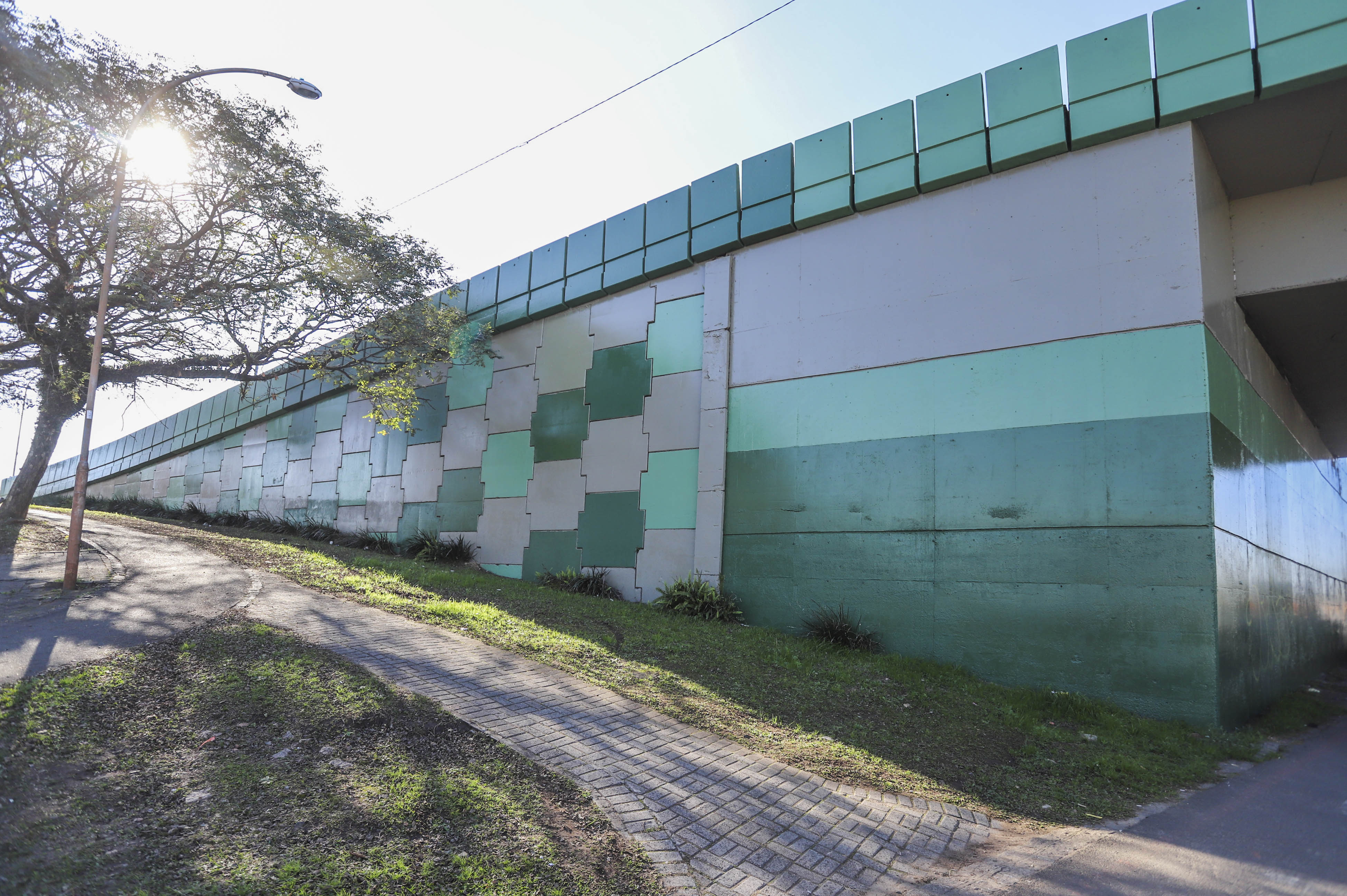Viaduto da Rua Francisco Derosso está com novo visual - Prefeitura de ...
