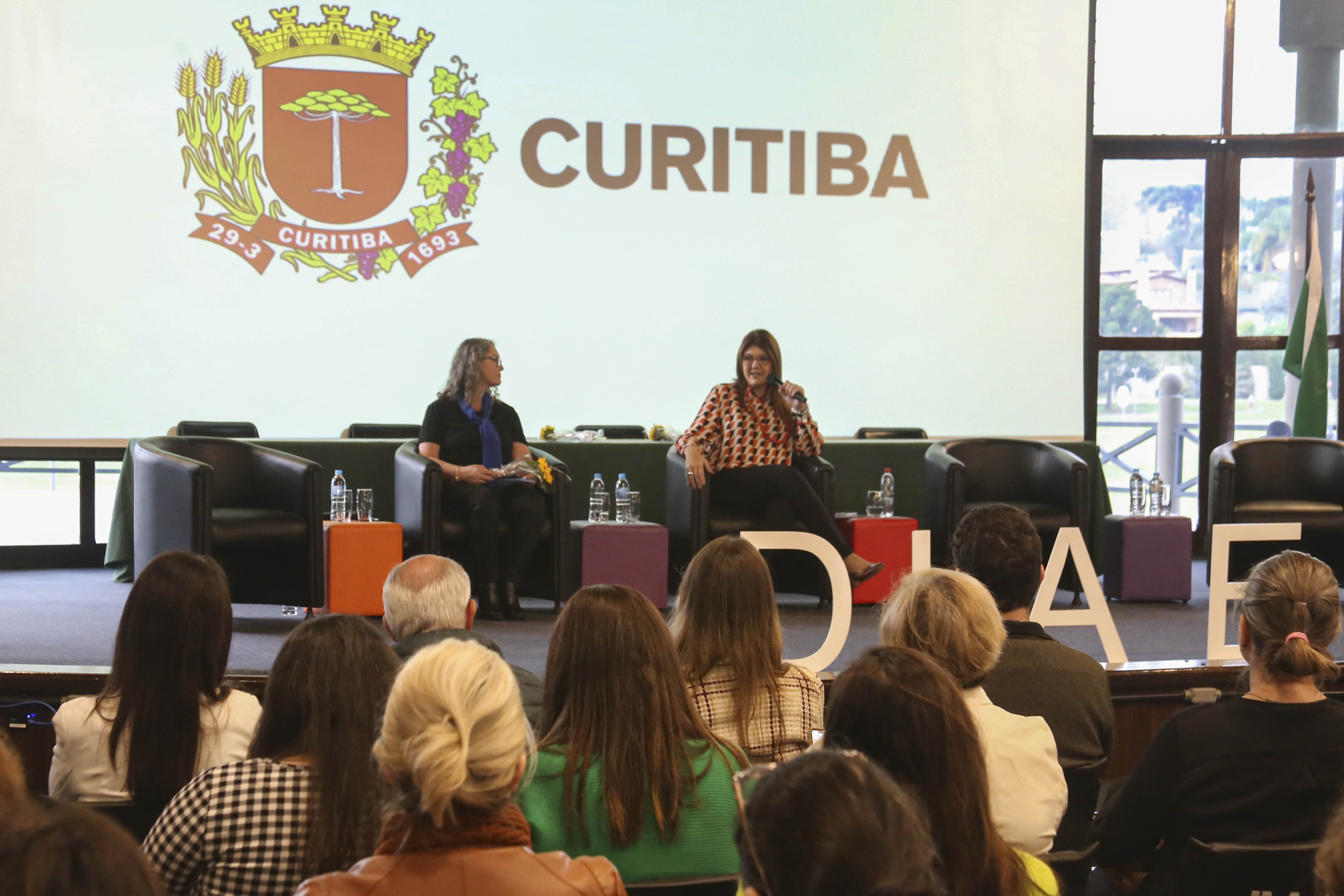 Rede municipal de Curitiba atende mais de 360 estudantes com altas  habilidades nas dez regionais - Prefeitura de Curitiba
