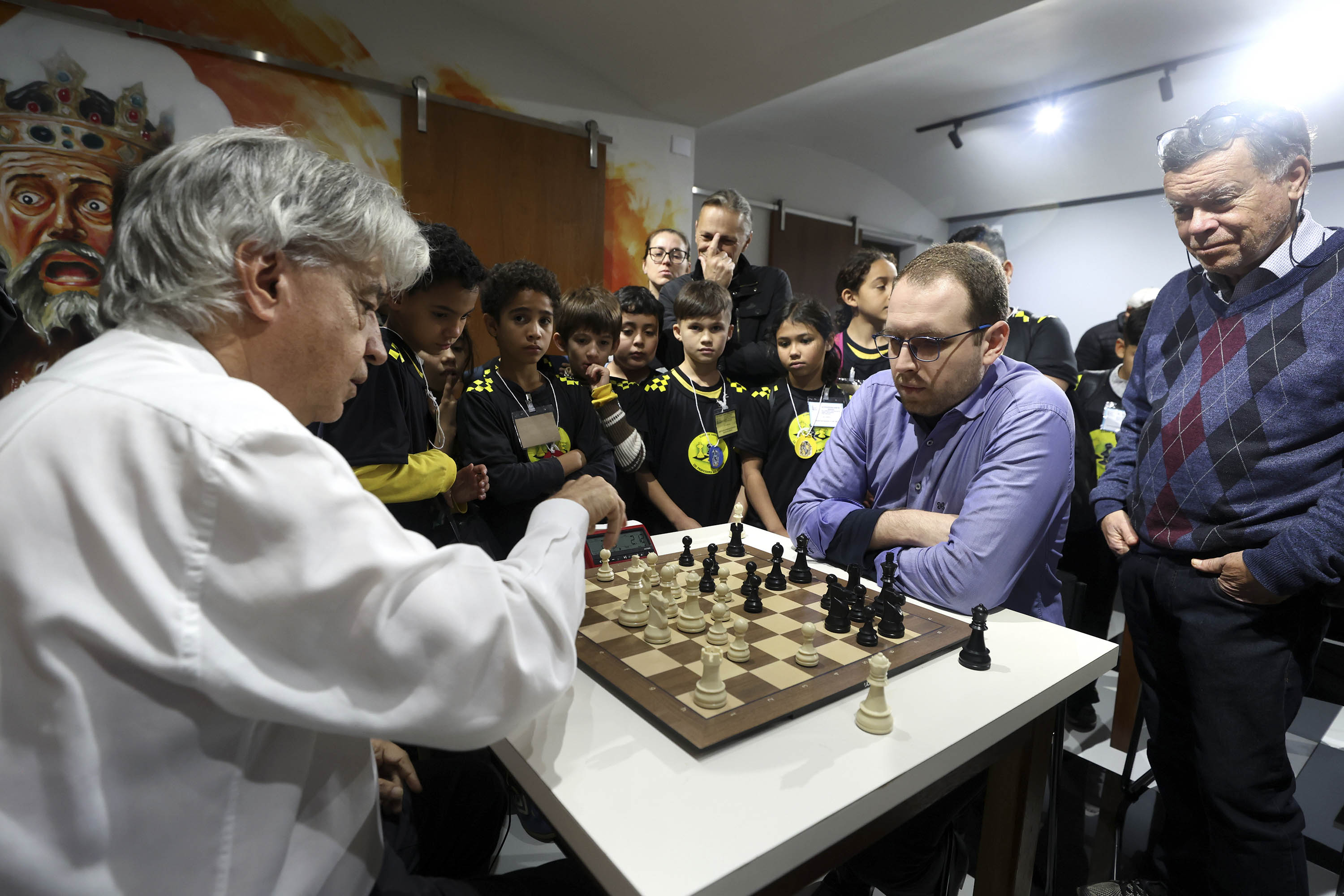 Clube de Xadrez Erbo Stenzel é revitalizado e ganha tabuleiro para