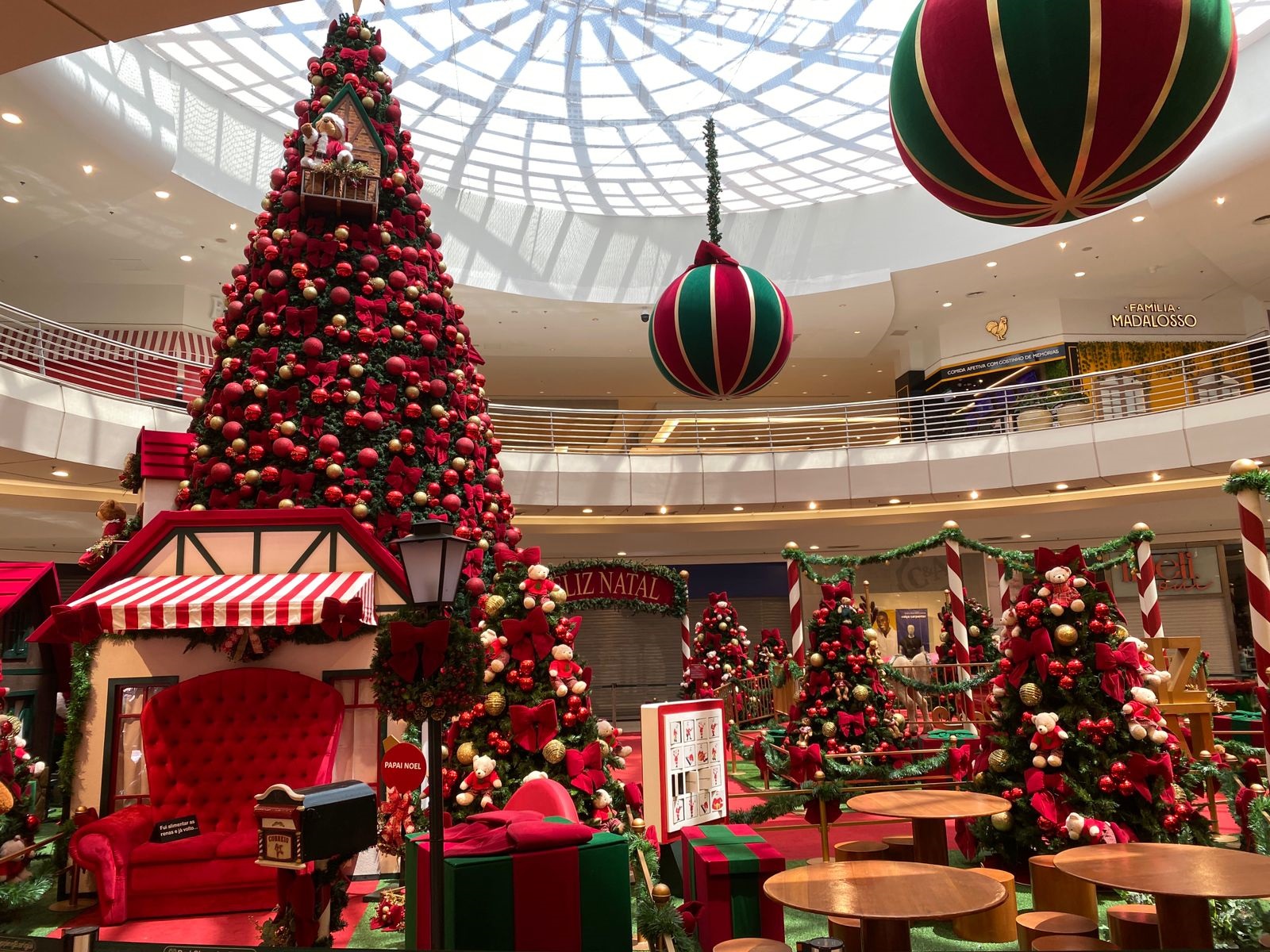 ParkShoppingBarigui tem espetáculo de Natal para receber o Papai Noel