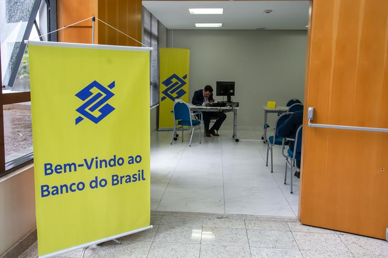Servidor: saiba onde você pode complementar a sua conta em uma das 30 agências do Banco do Brasil de Curitiba.
Foto: Levy Ferreira/SMCS