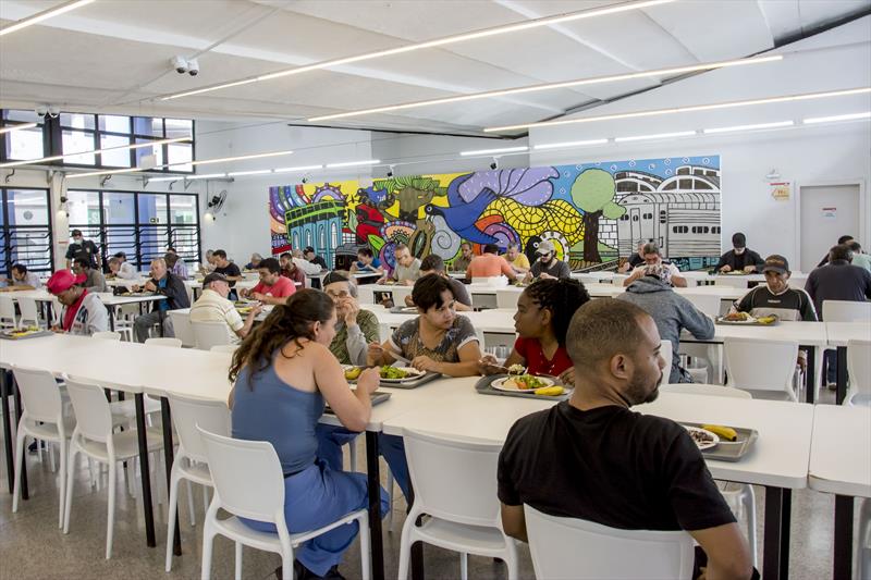 Restaurante Popular do Capanema completa 5 anos de sua reinauguração com 630 mil refeiçoes servidas .
Curitiba, 11/01/2023.
Foto: Levy Ferreira/SMCS