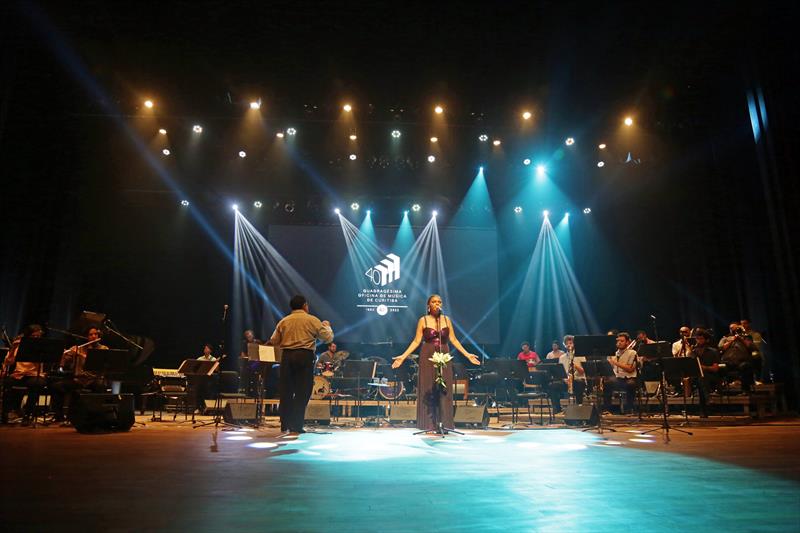 Teresa Cristina e Orquestra encerram a Oficina de MPB com homenagem a Paulinho da Viola. - Créditos: Cido Marques / FCC