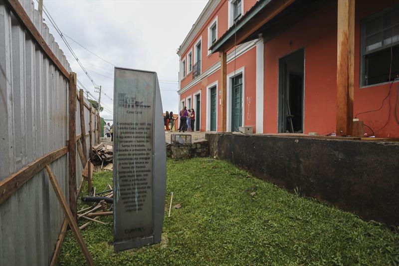 Casa Culpi passa por obras de reforma e restauro na Av Manoel Ribas no Bairro Butiatuvinha - Curitiba, 23/02/2023. Foto: Daniel Castellano / SMCS.