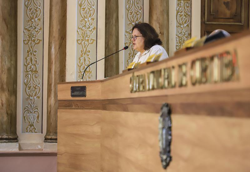 Secretária Municipal da Saúde, Beatriz Battistella Nadas, faz a prestação de contas obrigatória do terceiro quadrimestre de 2022, na Câmara de Vereadores.
Curitiba, 27/02/2023.
Foto: José Fernando Ogura/SMCS.