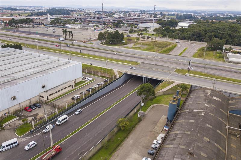 Conclusão do Viaduto Pompéia e obras de infraestrutura melhoram vida de moradores do Tatuquara. - Foto: Daniel Castellano / SMCS