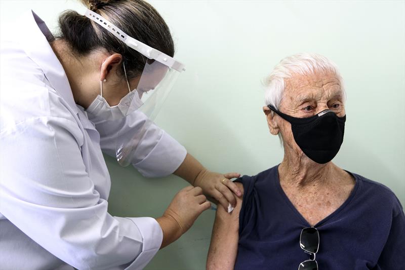 Com baixa procura, Saúde amplia convocação de bivalente para 70 anos ou mais. Foto: Lucilia Guimarães/SMCS
