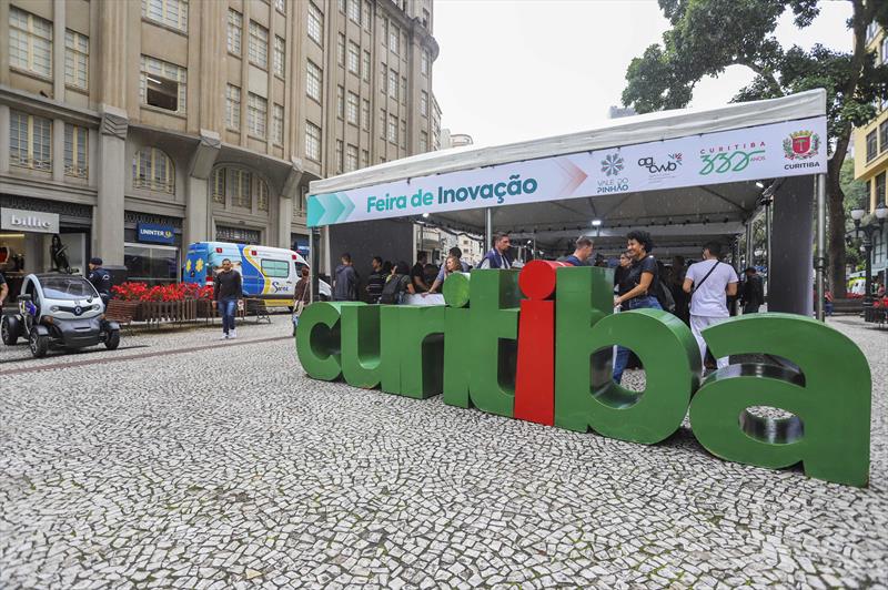 Abertura da Feira de inovação montada na Boca Maldita - Curitiba, 10/03/2023 - Foto: Daniel Castellano / SMCS