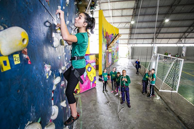 Centro de Esportes e Lazer do Bairro Novo é equipado com o primeiro paredão de escalada in door do Brasil. Foto: Daniel Castellano / SMCS