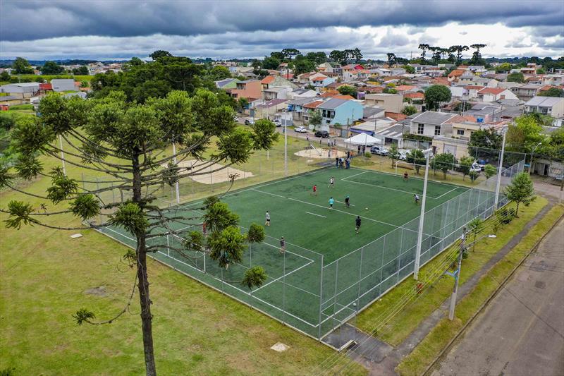 E quando o assunto é futebol, a Regional Bairro Novo é uma das regiões da cidade melhor equipada para a prática.  Foto: Daniel Castellano / SMCS