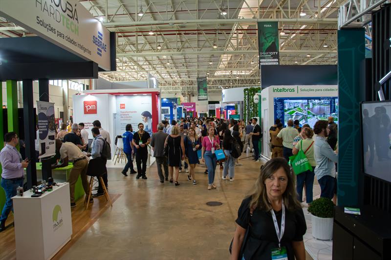 Último dia de  expositores, público, pitchs, no Smart City Expo Curitiba 2023.  
Curitiba, 24/03/2023
Foto: Levy Ferreira/SMCS

