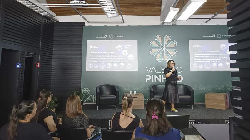 Autoconhecimento é tema de 1ª formação do Empreendedora Curitibana em 2023.
Foto: Adriana Brum