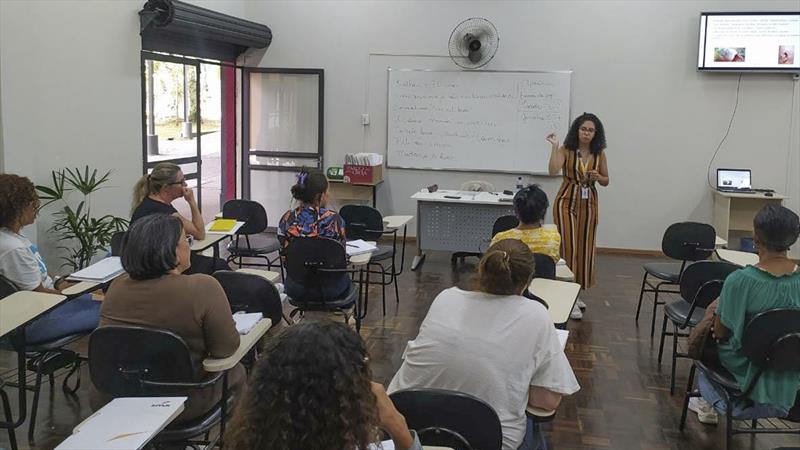 Curso Cuidador de Idosos na Regional Santa Felicidade. Foto: Divulgação