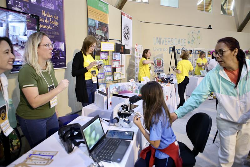 No 5º Festival de Invenção e Criatividade, estudantes de Curitiba ...