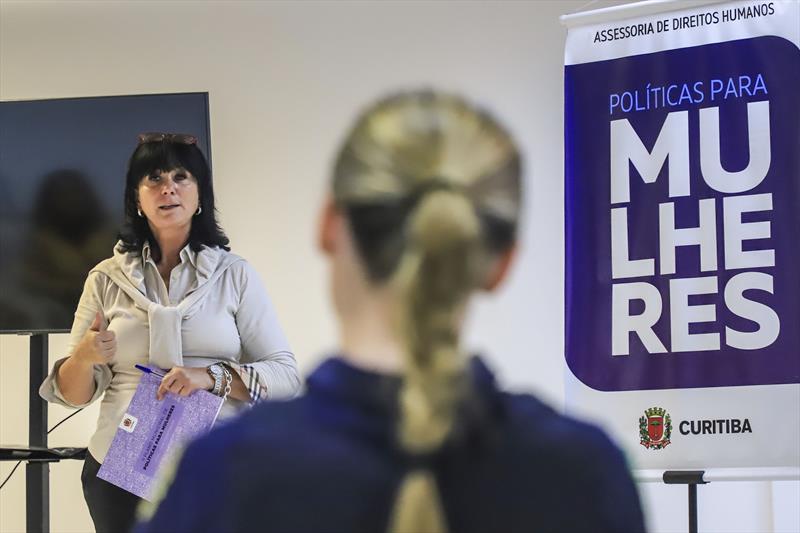 Assessoria de Direitos Humanos promove reunião de alinhamento para o monitoramento do Plano Municipal de Políticas para Mulheres. Na imagem, Elenice Malzoni.
Curitiba, 18/04/2023.
Foto: José Fernando Ogura/SMCS.