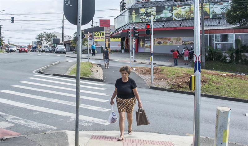Saiba como utilizar os semáforos sonoros instalados pela Prefeitura de Curitiba.  
Curitiba 04/04/2023
Foto: Levy Ferreira/SMCS