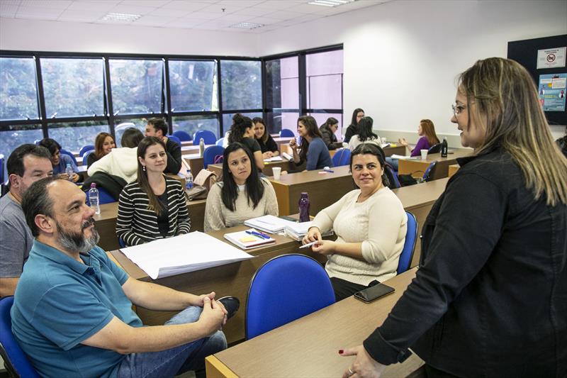 O Programa Bom Negócio foi reformulado para atender as novas demandas do mercado, com 232 horas de aulas em sete jornadas de cursos gratuitos. Foto: Ricardo Marajó/SMCS
