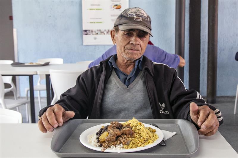 Restaurantes Populares de Curitiba oferecem comida boa e saudável por R ...
