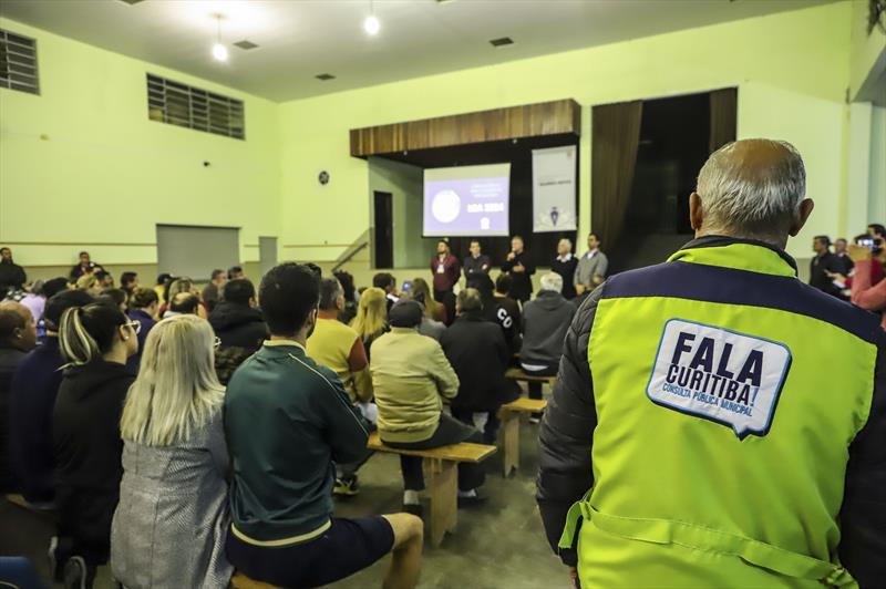 Primeira reunião presencial do Fala Curitiba, na Regional do Bairro Novo.
Curitiba, 15/05/2023.
Foto: José Fernando Ogura/SMCS.