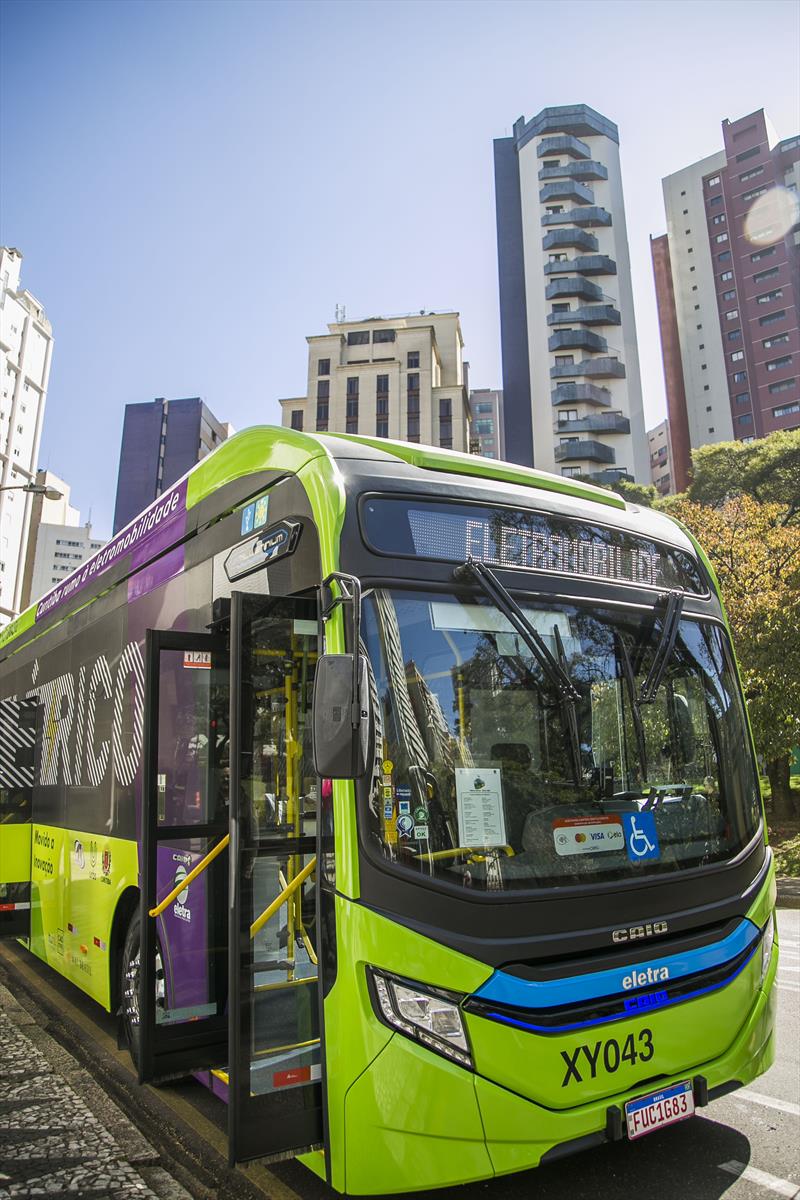 Ônibus elétrico da empresa Eletra começa os testes na cidade. Curitiba, 18/05/2023. Foto: Pedro Ribas/SMCS