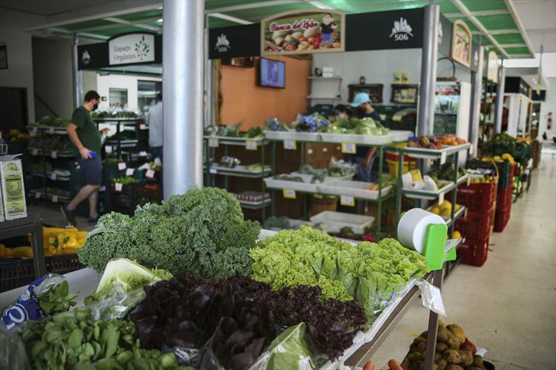 Semana dos Orgânicos promovida pelo Mercado Municipal de Curitiba estimula consumo sustentável.
Foto: Luiz Costa/ SMCS 