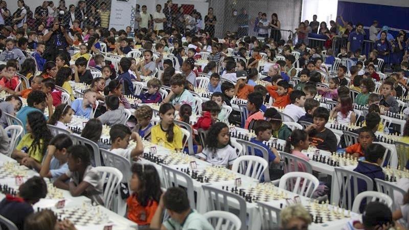 Desafio Xeque-Mate lota ginásio do Sesc com 1.064 enxadristas - Prefeitura  de Curitiba