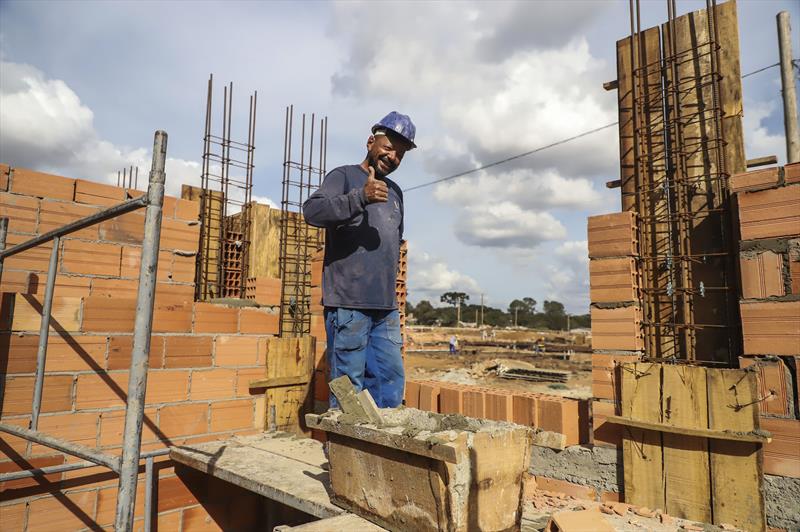 Obras das unidades habitacionais do Bairro Novo do Caximba.
Curitiba, 25/05/2023.
Foto: José Fernando Ogura/SMCS.