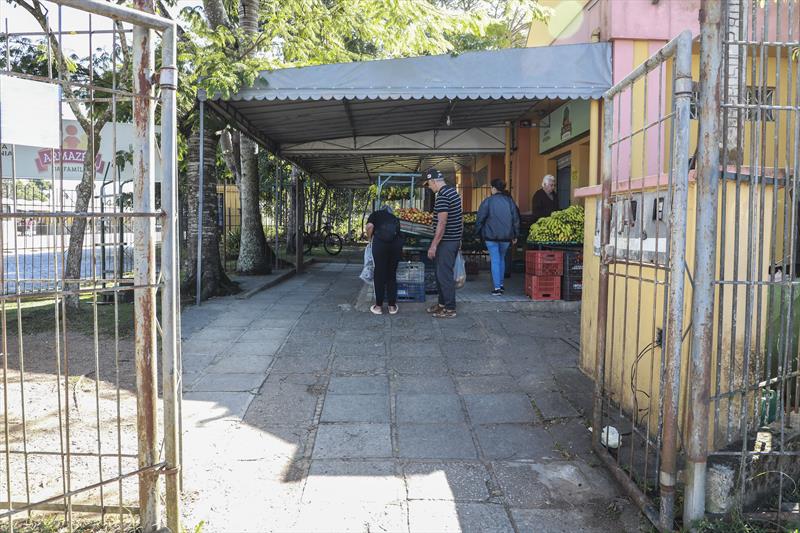 Sacolão da Família Santa Efigênia, no Barreirinha, fecha para reforma. Foto: Hully Paiva/SMCS