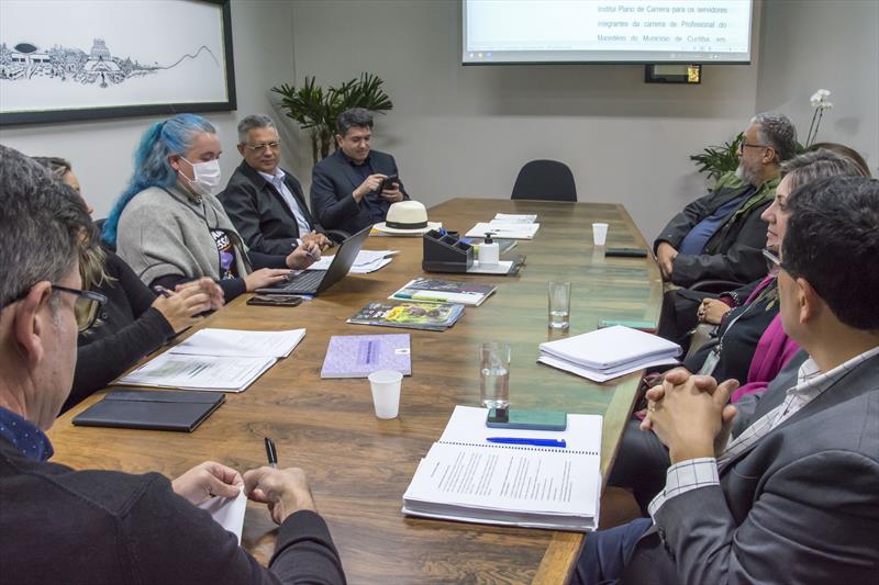 Prefeitura e Sismmac debatem projeto de lei do Plano de Carreira dos professores.
Curitiba, 02/06/2023
Foto: Levy Ferreira/SMCS
