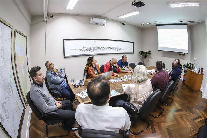 Reunião sobre o projeto de lei do plano de carreira da Guarda Municipal de Curitiba.
Curitiba, 06/06/2023.
Foto: José Fernando Ogura/SMCS.