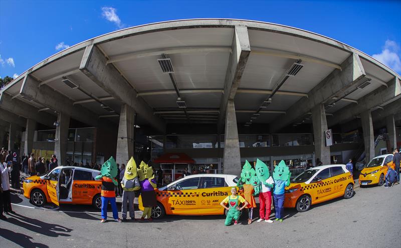 Lançamento dos primeiros táxis 100% elétricos que vão entrar em circulação nas ruas de Curitiba - Curitiba, 16/06/2023 - Foto: Daniel Castellano / SMCS