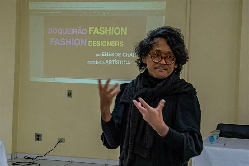 Fashion, semana de moda em Curitiba
Na imagem, designer e estilista da alta costura Enesoe Chan. Curitiba, 17/06/2023
Foto: Levy Ferreira/SMCS  
