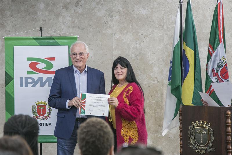 Cerimônia de homenagem aos novos aposentados da Prefeitura, promovida pelo IPMC. Curitiba 06/07/2023 Foto: Pedro Ribas/SMCS