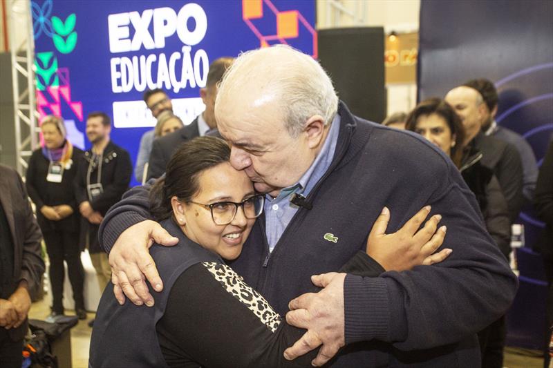 Prefeito Rafael Greca,  visita a Expo Educação Internacional 2023. Curitiba, 05/07/2023. Foto: Ricardo Marajó/SMCS