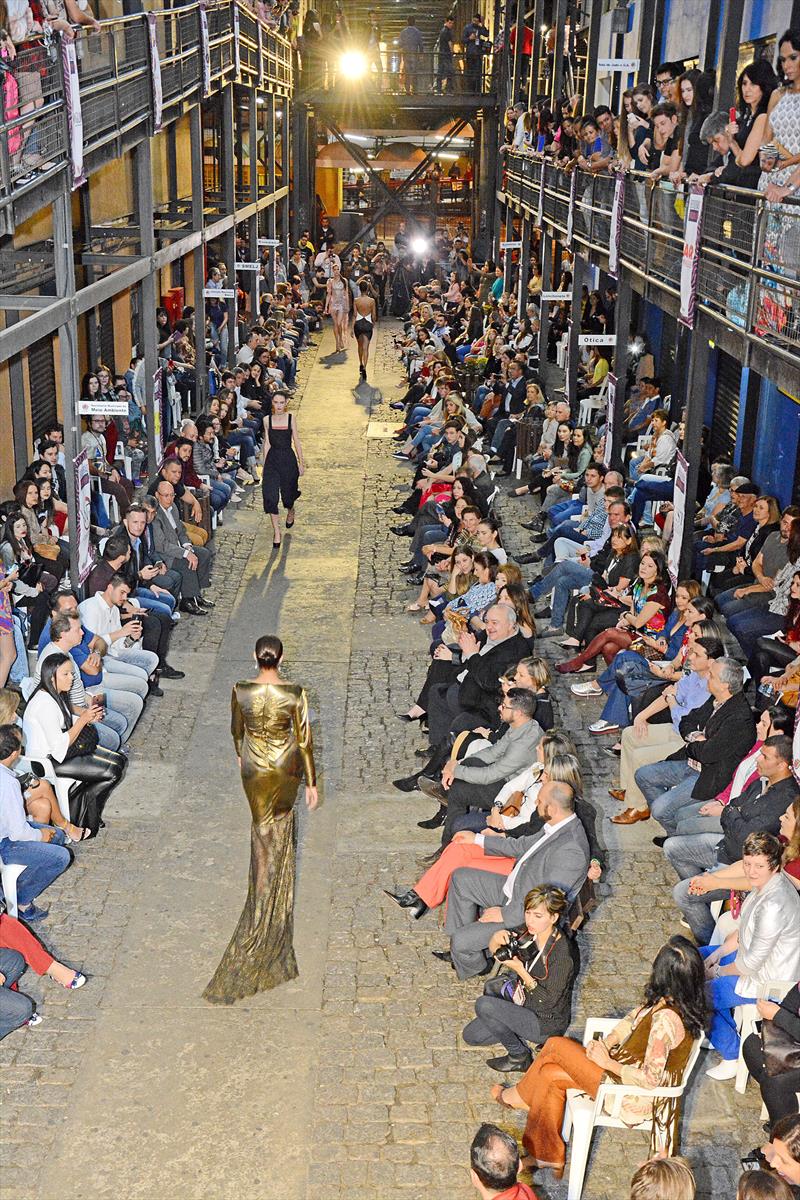 Boqueirão Fashion começa nesta segunda-feira com exposição de fotografias em Curitiba..
Foto: Levy Ferreira/SMCS (arquivo)