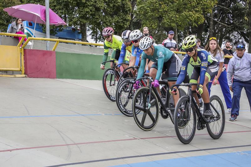 Curitiba é palco de um importante evento esportivo internacional: a Taça Brasil de Ciclismo de Pista, que ocorre no Centro de Esporte e Lazer Velódromo, no Jardim Botânico. Curitiba, 27/07/2023. Foto: Hully Paiva/SMCS