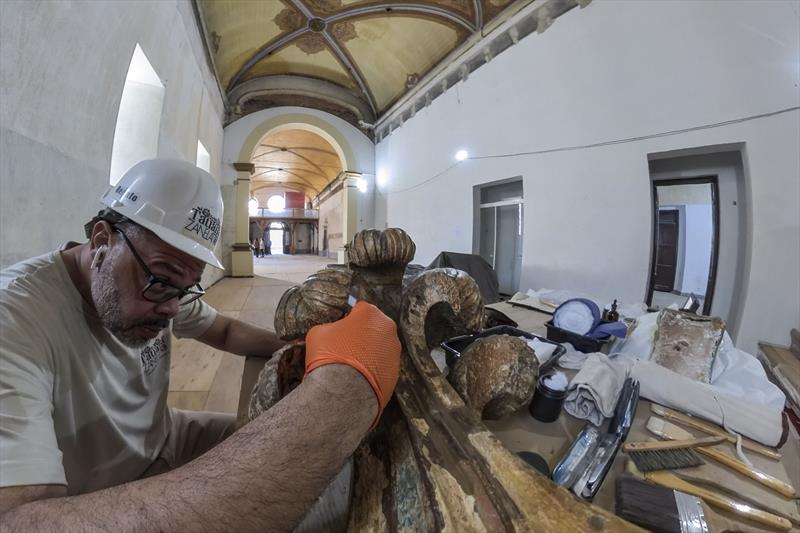 Obras de restauração da Igreja da Ordem Terceira de São Francisco das Chagas, no Largo da Ordem.
Curitiba, 03/08/2023.
Foto: José Fernando Ogura/SMCS.